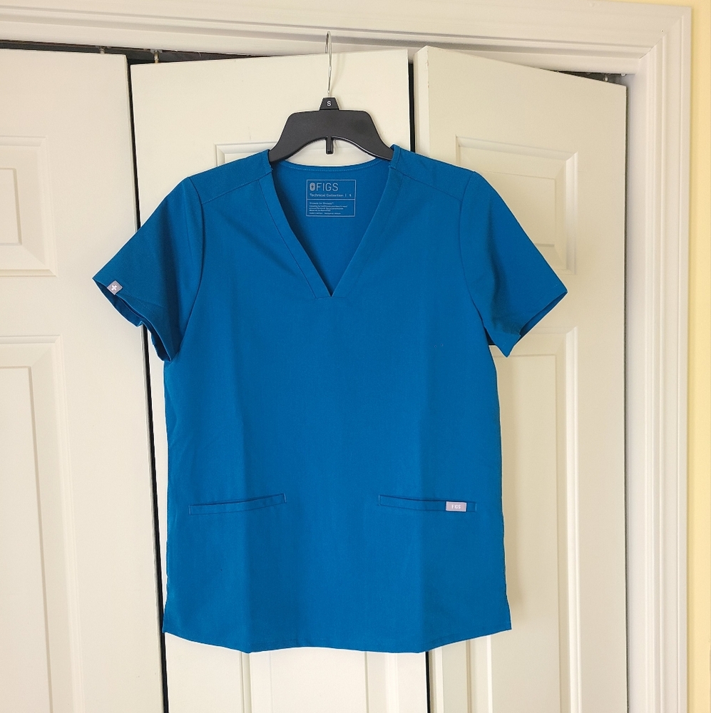 Blue Figs Catarina Scrub Top